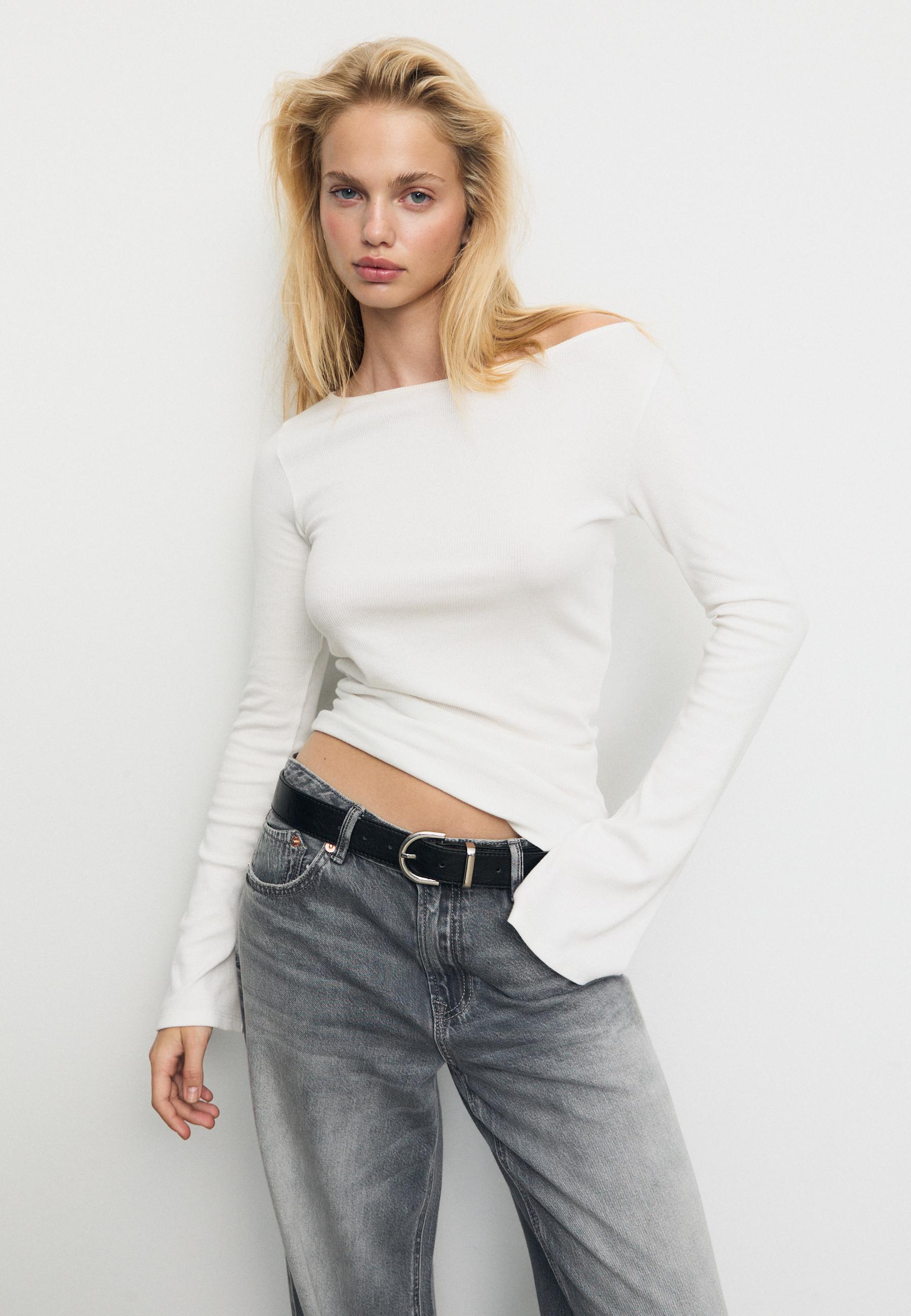 Basic bell sleeve T-shirt — Ecru