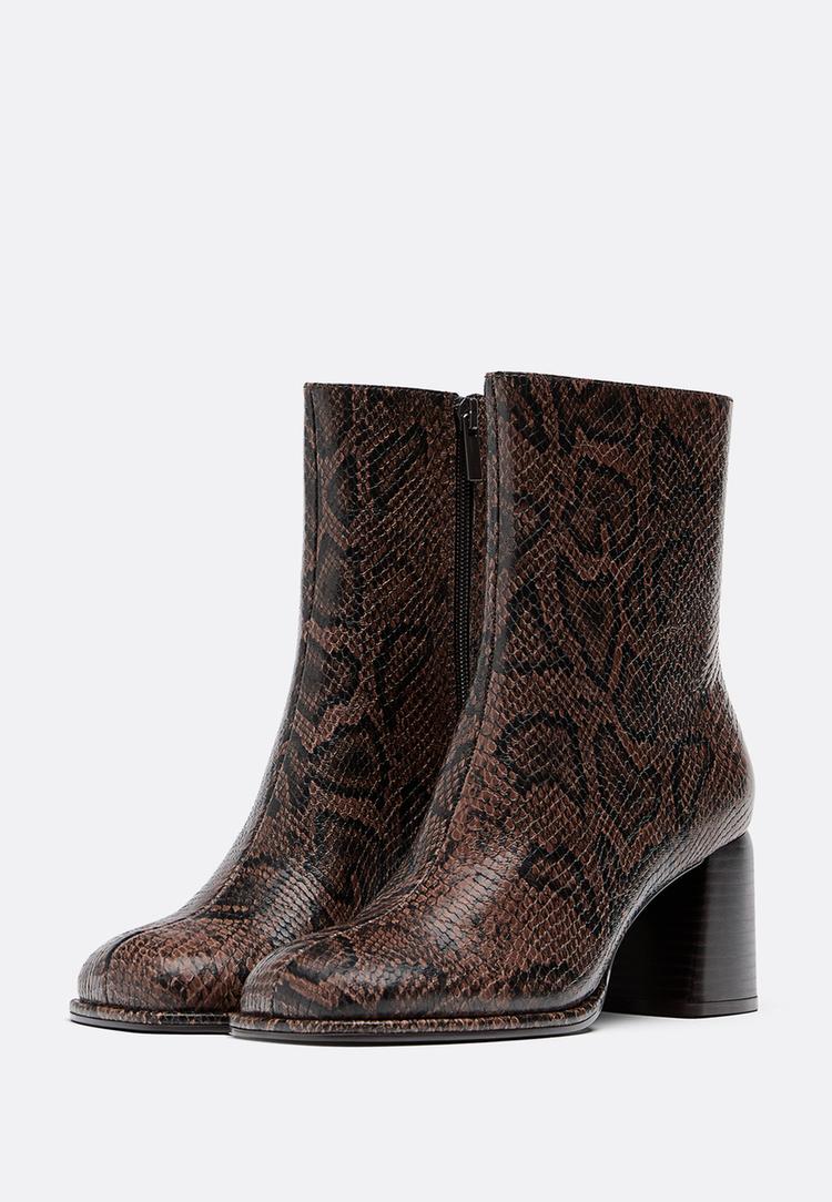 botines tacon animal print