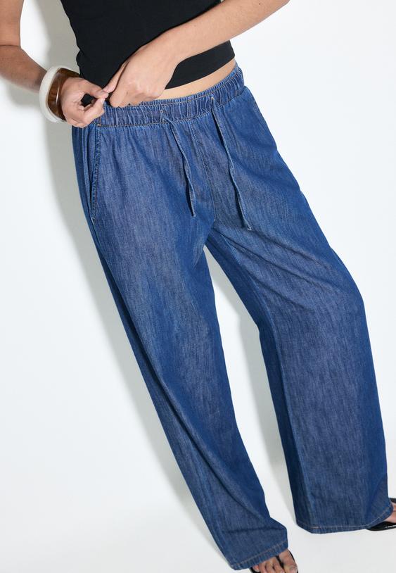 Stradivarius Pantaloni Fluizi Din Denim Cu Șnur Efect Prespălat Denim Descleiat L