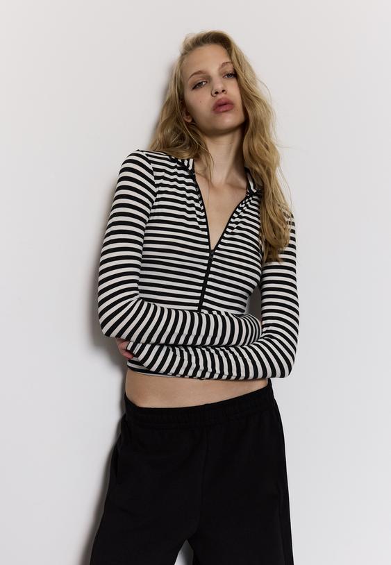 camiseta cremallera doble