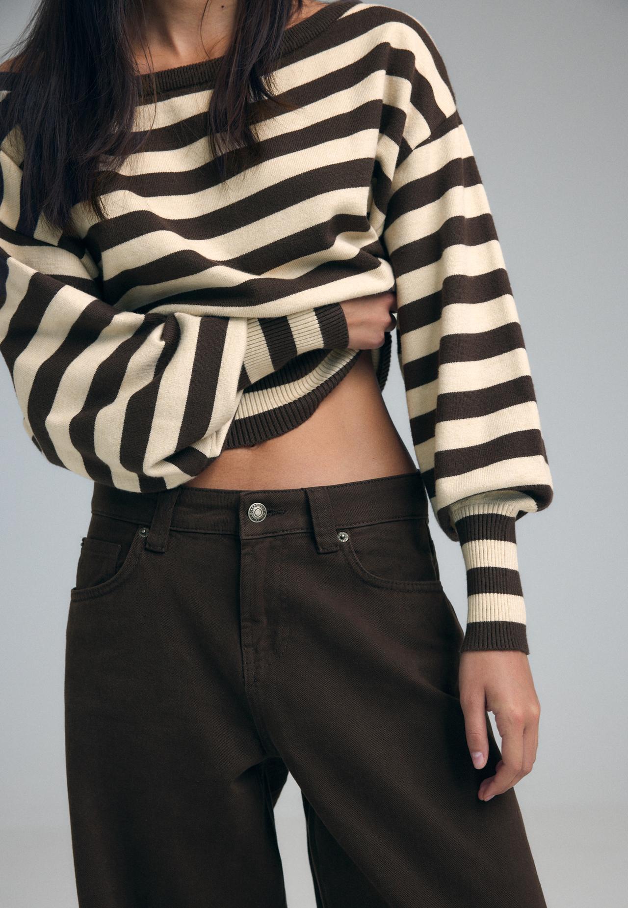 D80 barrel fit jeans — Brown