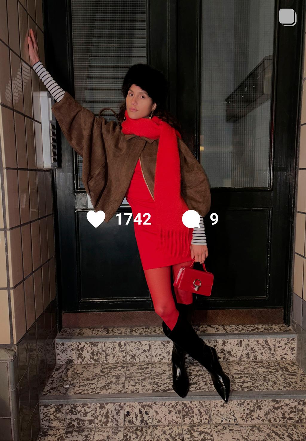 Tekomokkanahkainen pallomainen takki