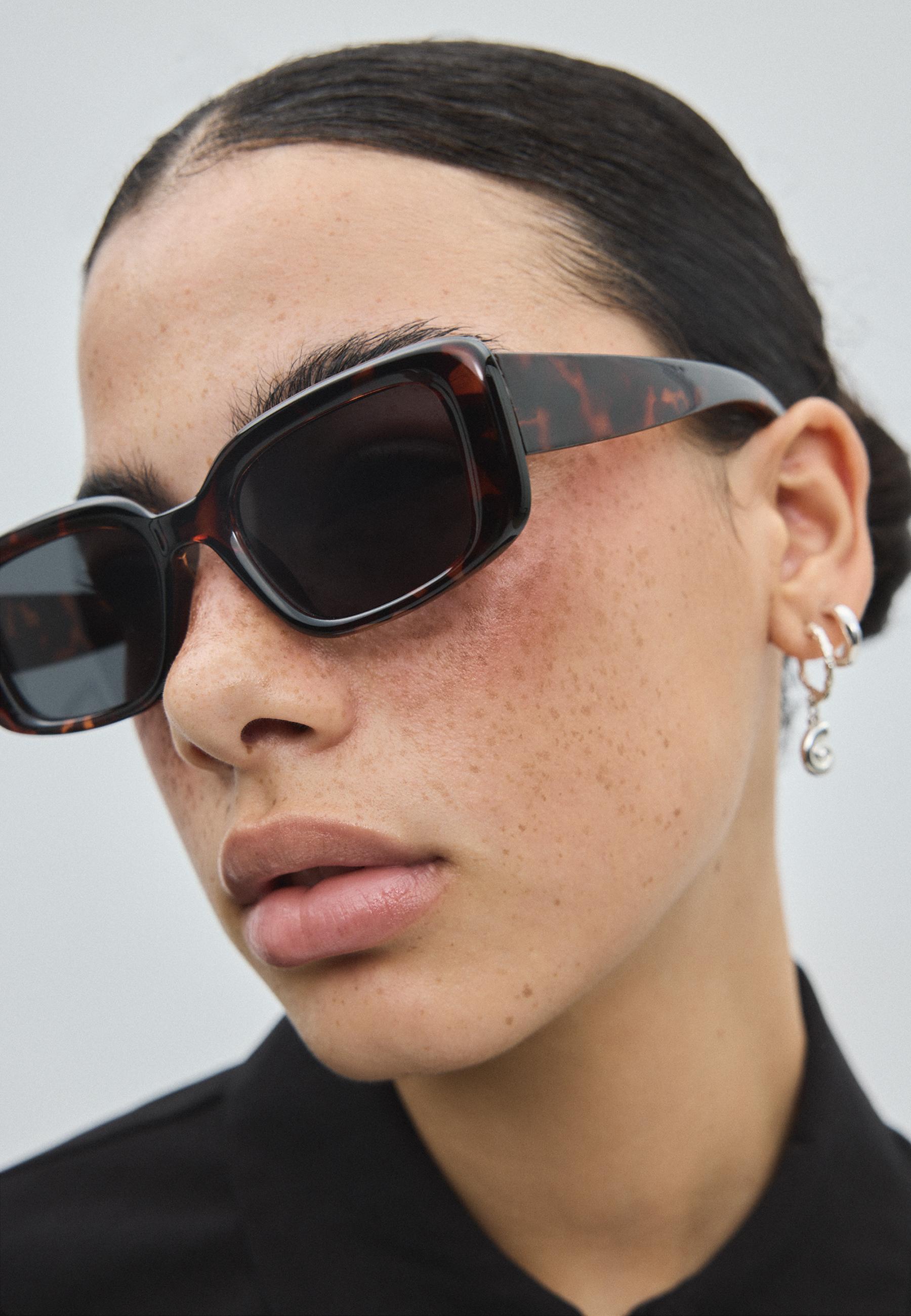 Tortoiseshell rectangular sunglasses — Brown