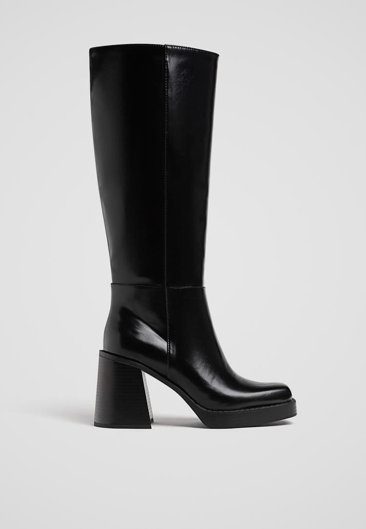 plateau-stiefel-mit-hohem-absatz