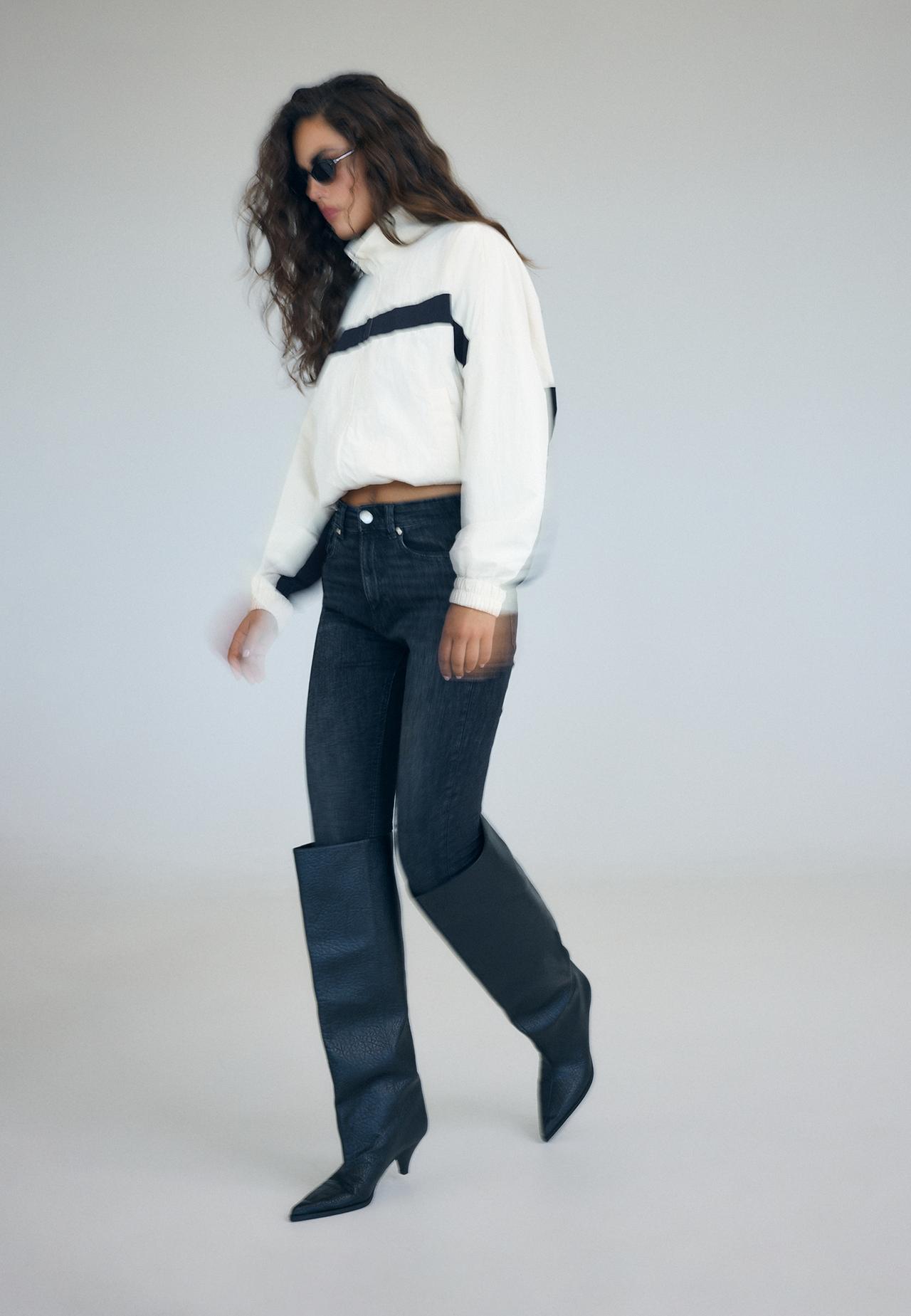 D09 Super high-waist skinny jeans — BLACK DENIM WASH
