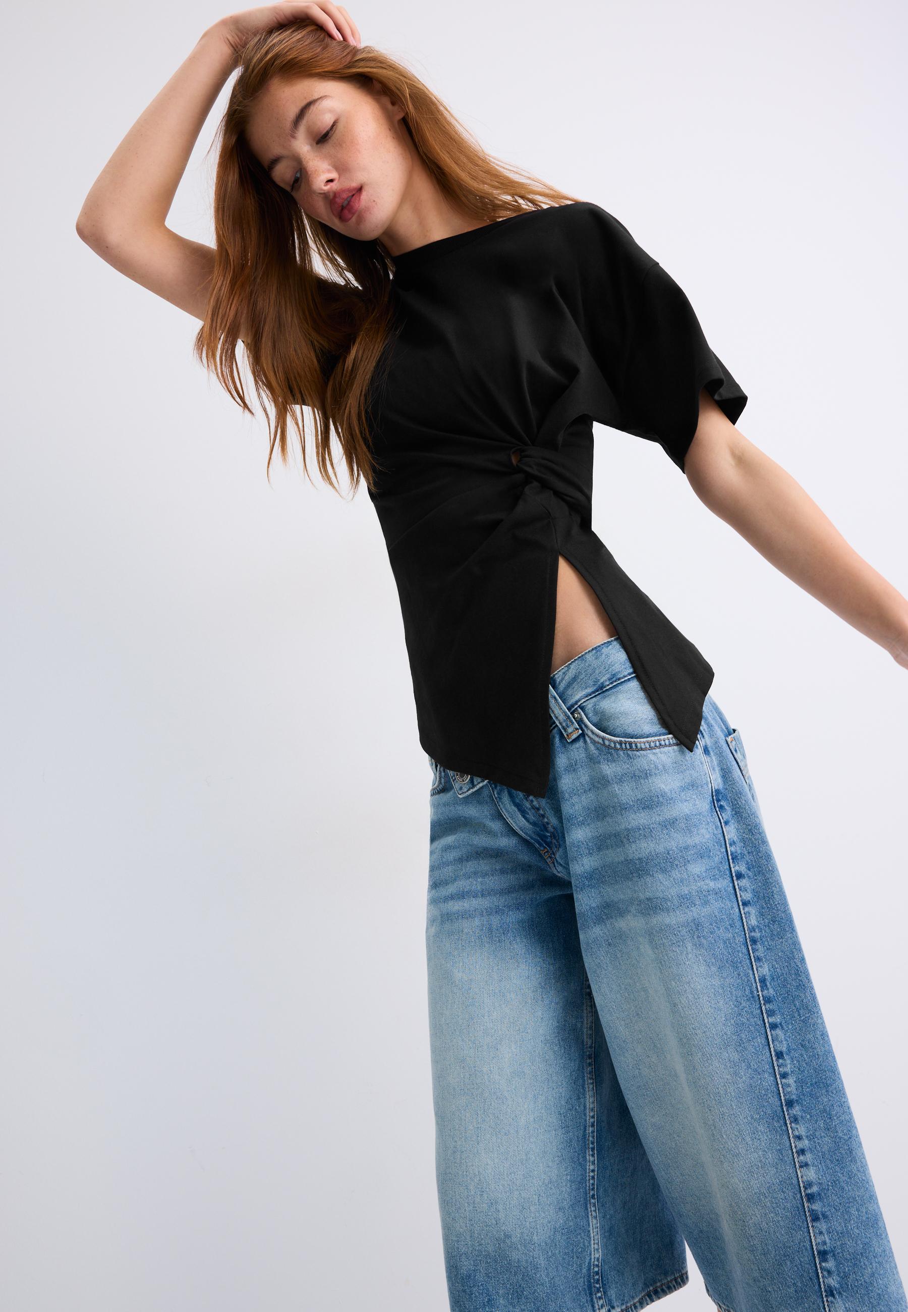 Short sleeve knot-detail T-shirt — Black
