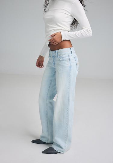 Low-rise straight jeans with hammer waist — LIGHT BLEACH 6