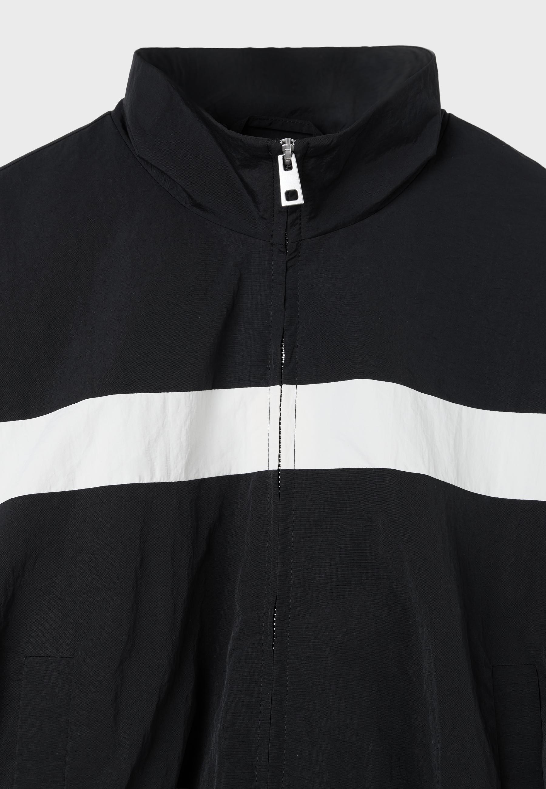 Technical windbreaker jacket — Black