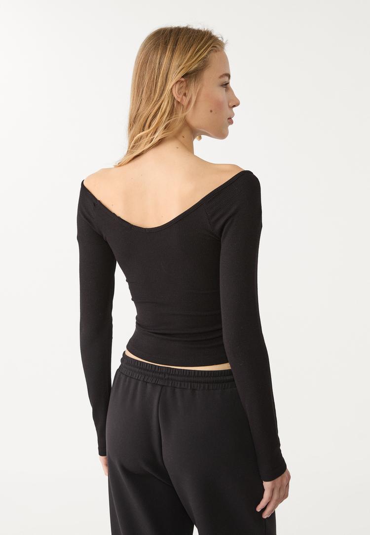 camiseta canale escote pico