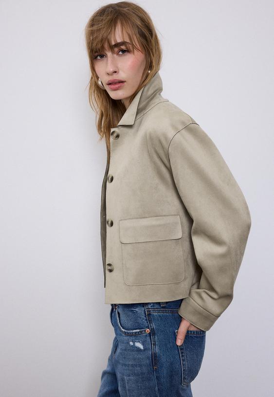 blusao com bolsos com efeito de camurca