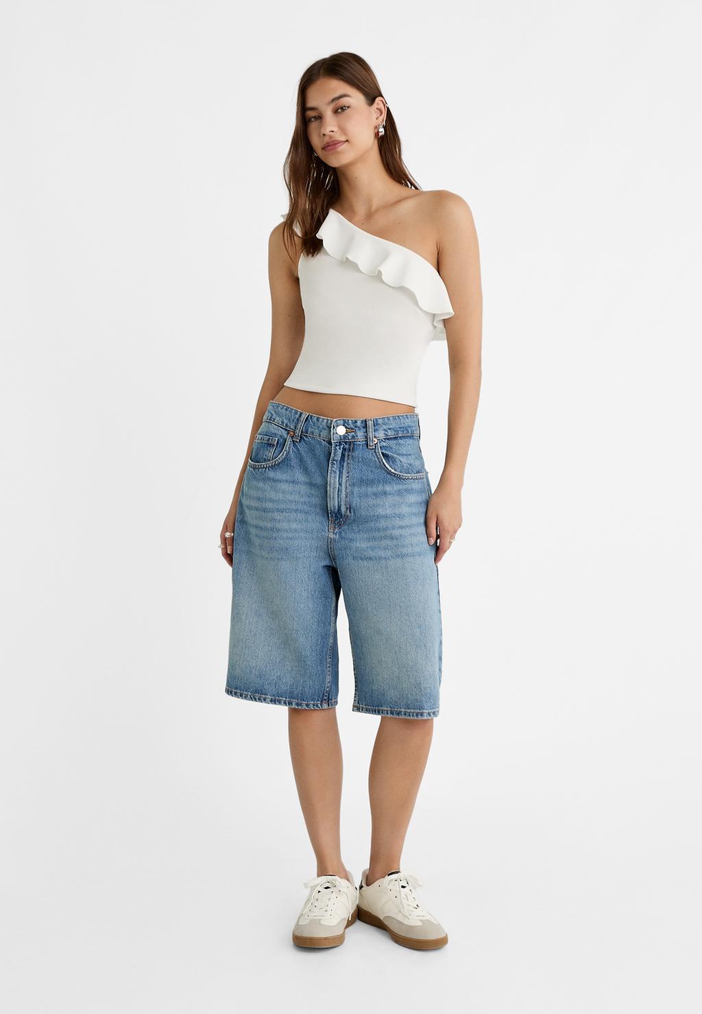 D95 Bermuda jorts