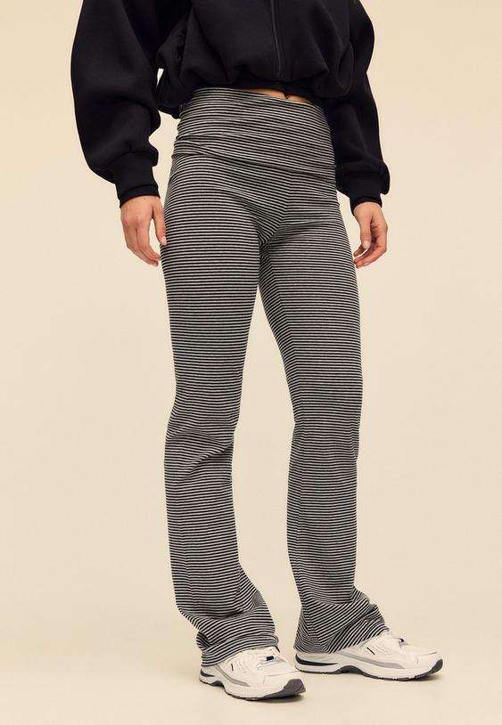 schlaghose-mit-streifen