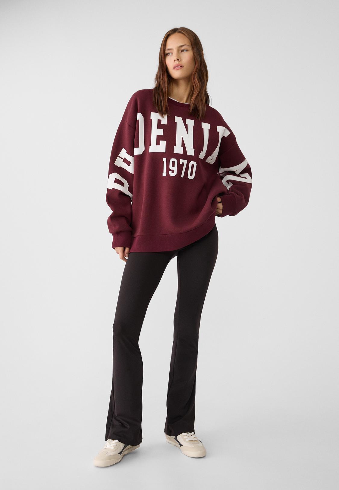 Sweatshirt Stradivarius Sudadera Oversize Sudadera Bordada