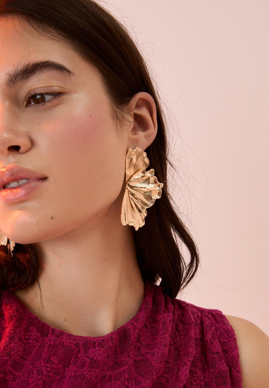 Pendiente flor textura maxi