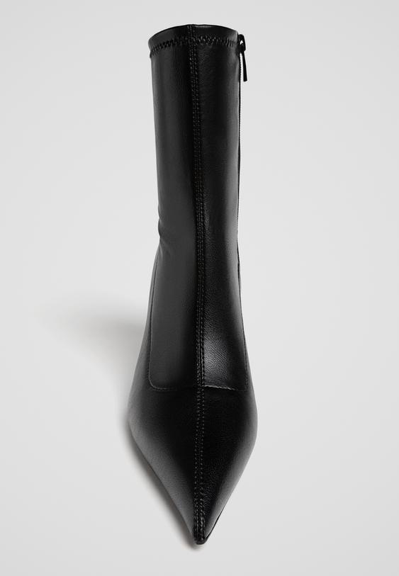 stretchstiefeletten-mit-feinem-absatz