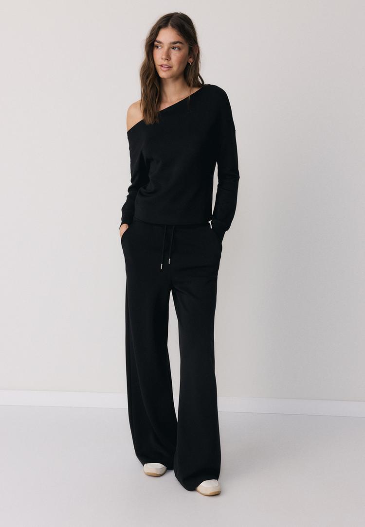 Stradivarius Hanorac Cu Umeri Goi, Moale La Atingere Negru Xs