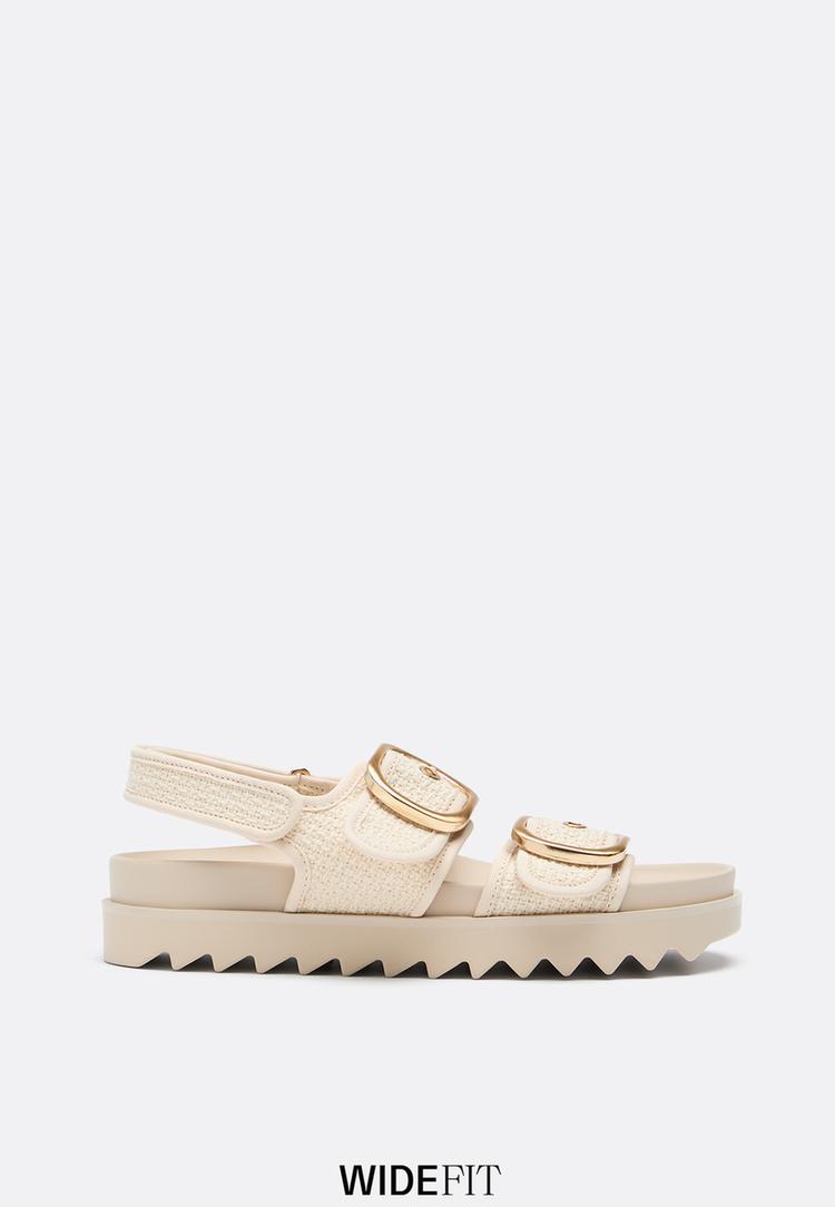 Stradivarius Ευρυχωρη Εφαρμογη. Γυναικείο Flat Σανδάλι Από Ύφασμα Εκρού 35
