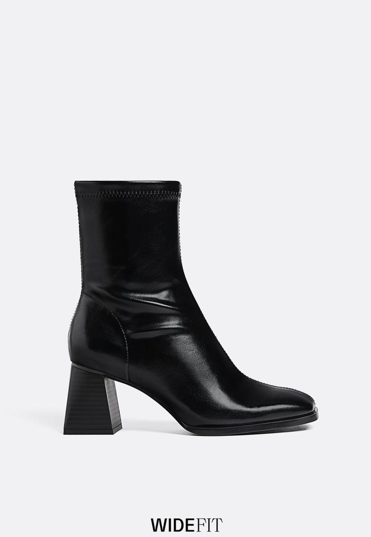 mid heel boots with stretch legs