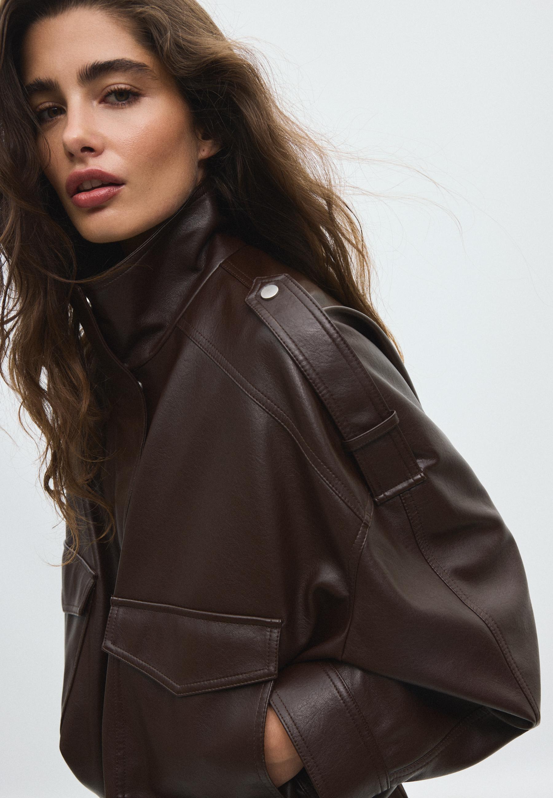 Stradivarius Oversize Τζάκετ Με Όψη Δέρματος Καφέ Xs