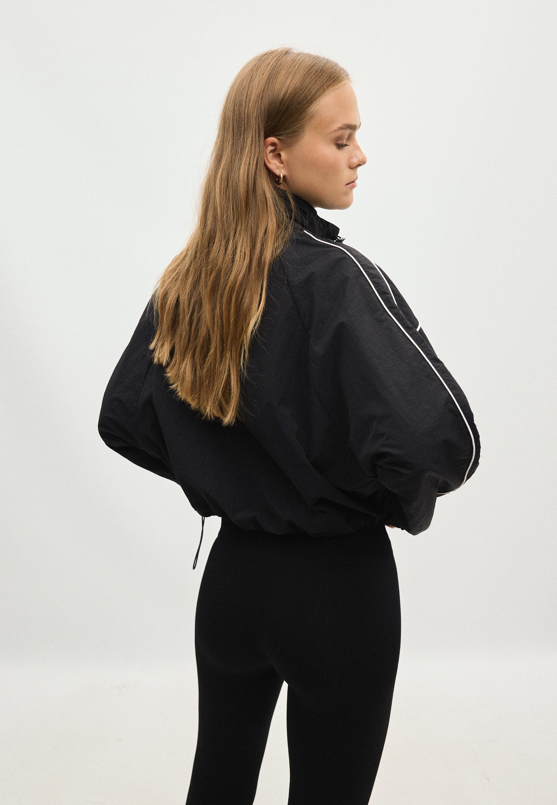 Technical windbreaker — Black