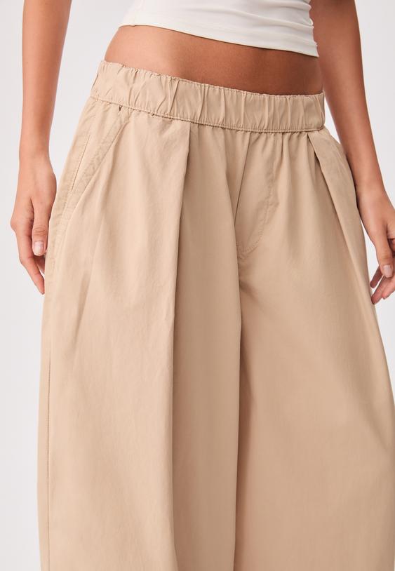 barrel trousers