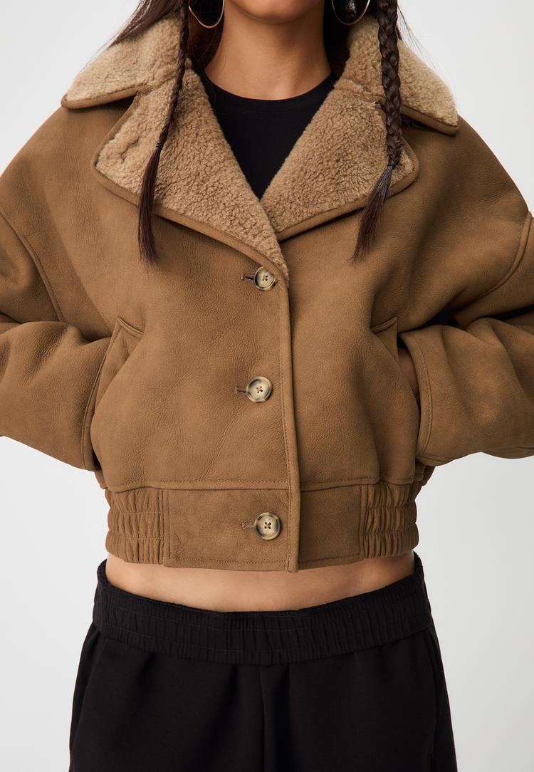kurze-shearling-jacke