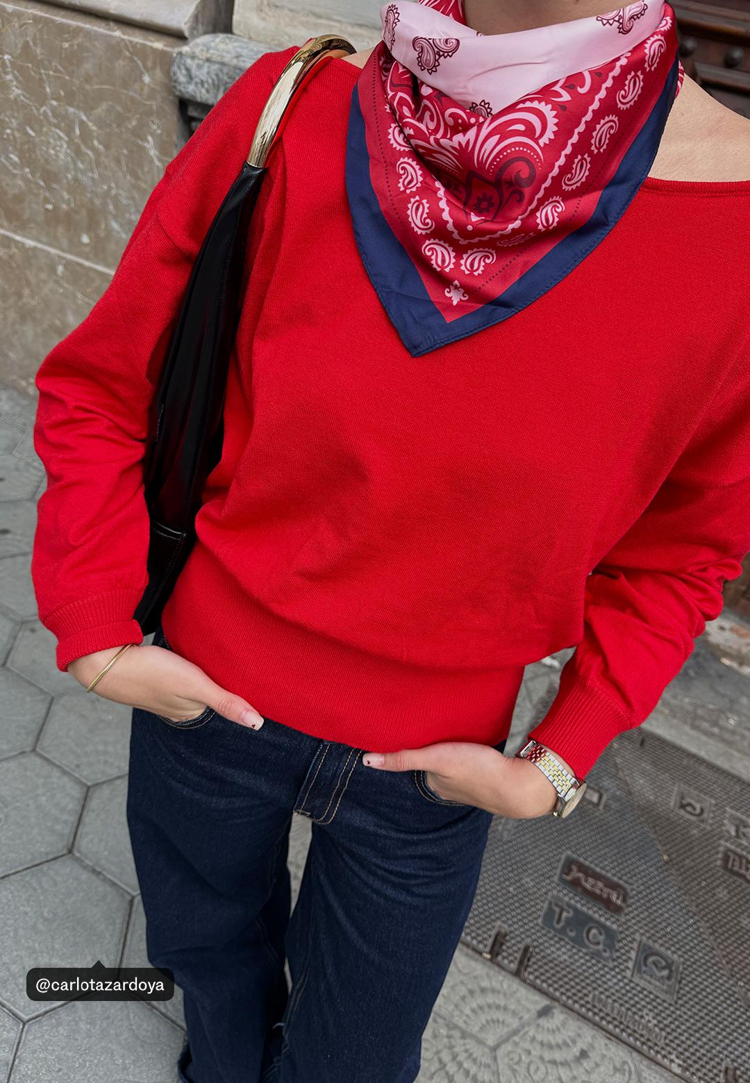 Asymmetric knit sweater — Red