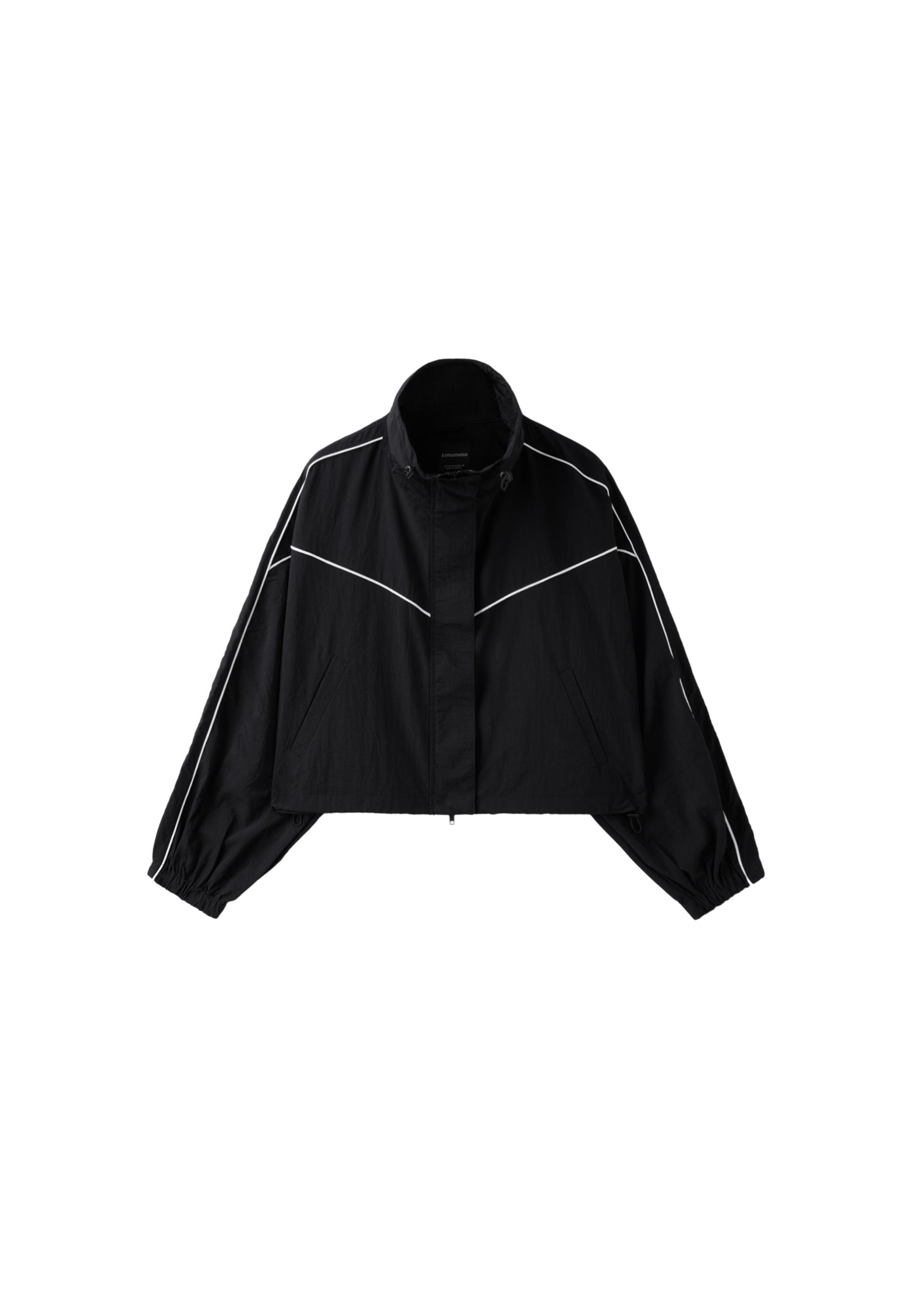 Technical windbreaker — Black