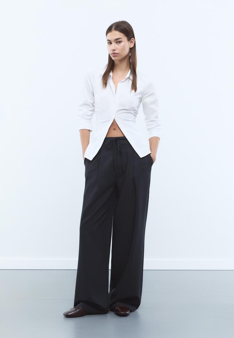 Stradivarius Pantaloni Eleganți Cu Pense, Șnur Și Dungi Bleumarin 32