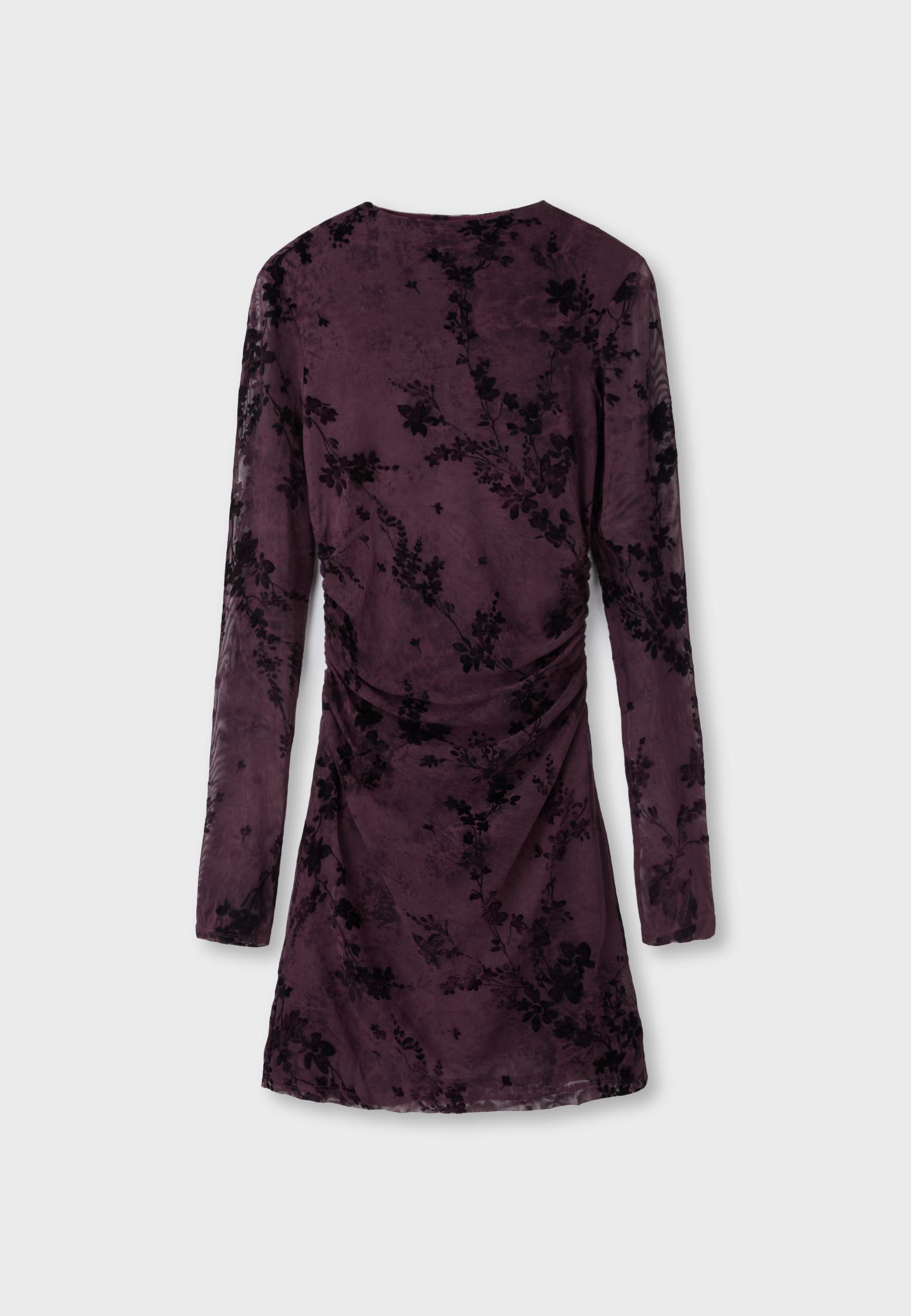 Vestido corto manga larga tul