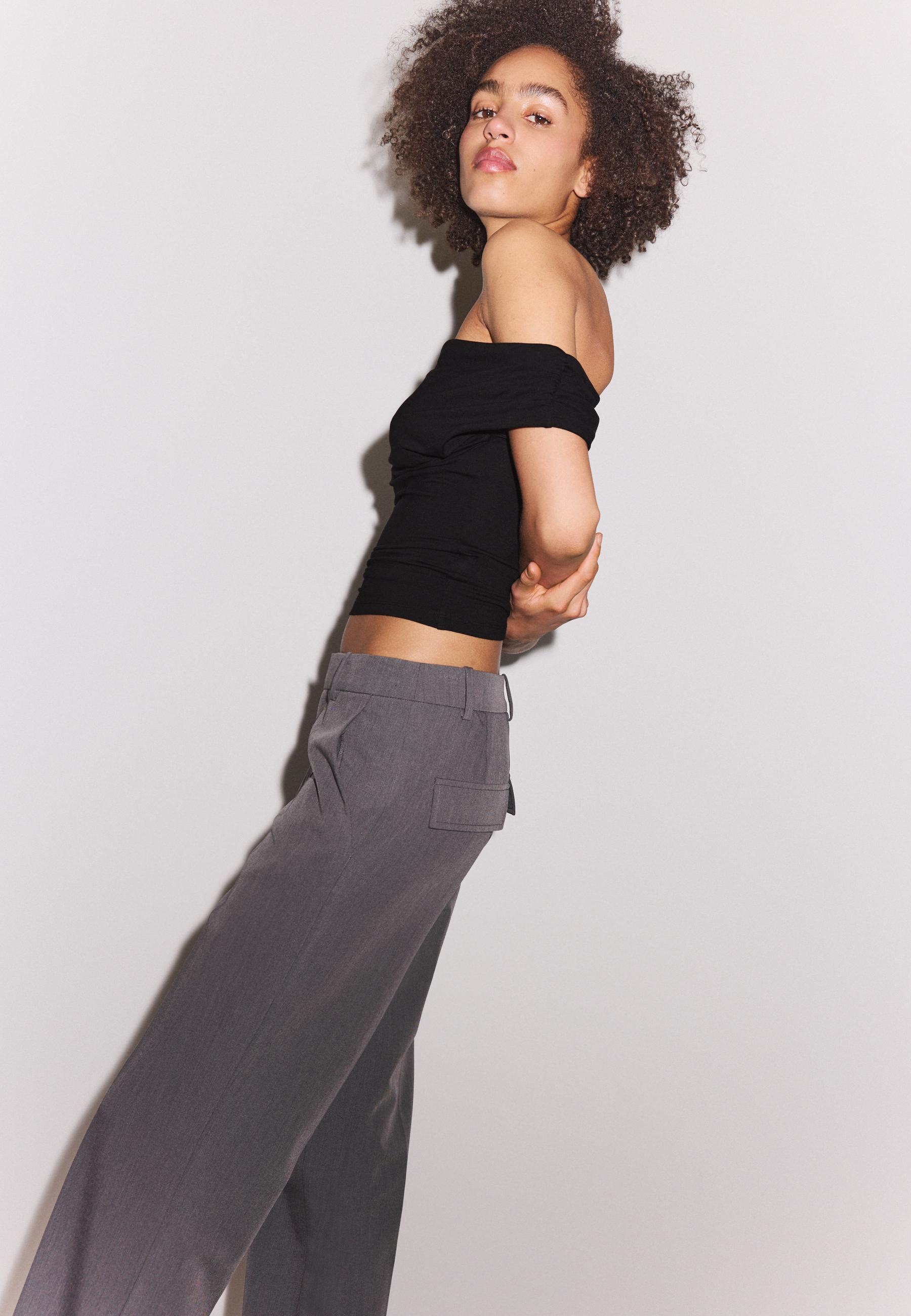 Smart trousers with pockets — Dark grey