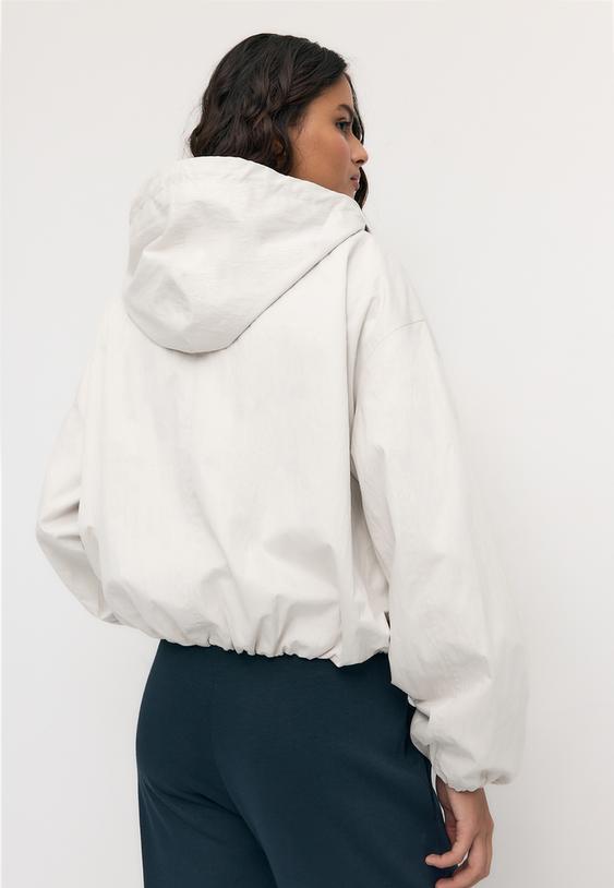 Stradivarius Basic Nylon Hooded Jacket Ecru L