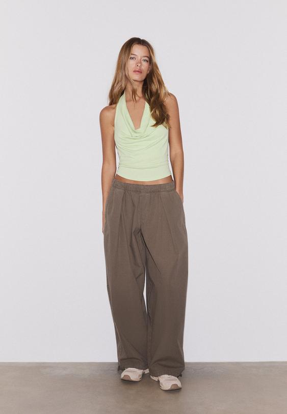 top halter drapeado