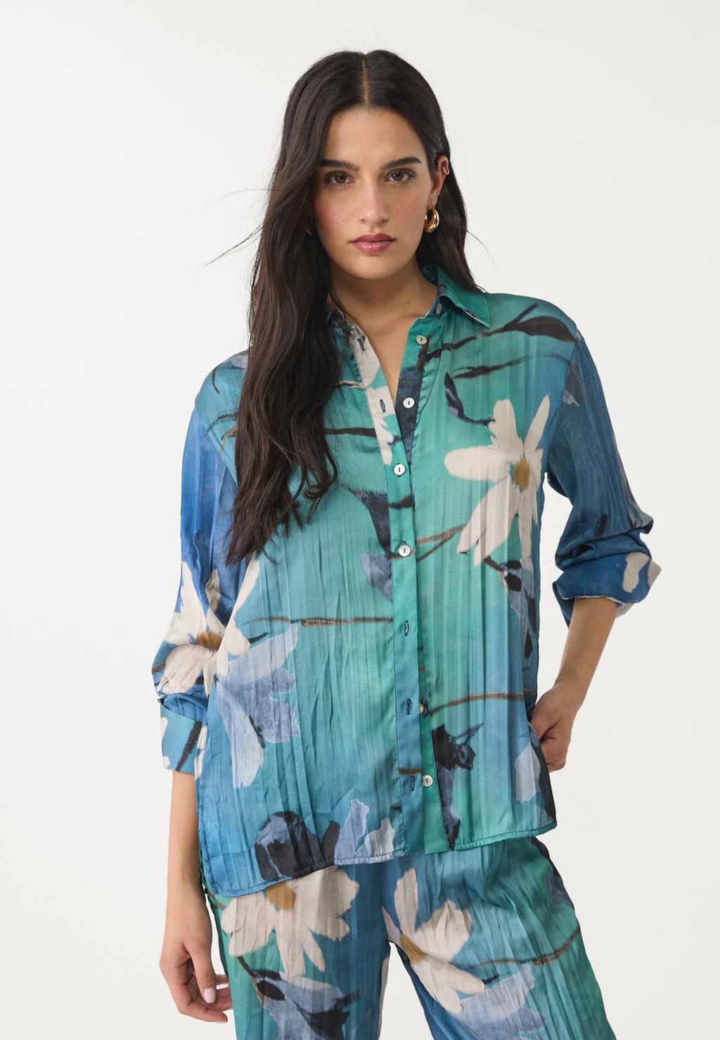 Printed pleated shirt