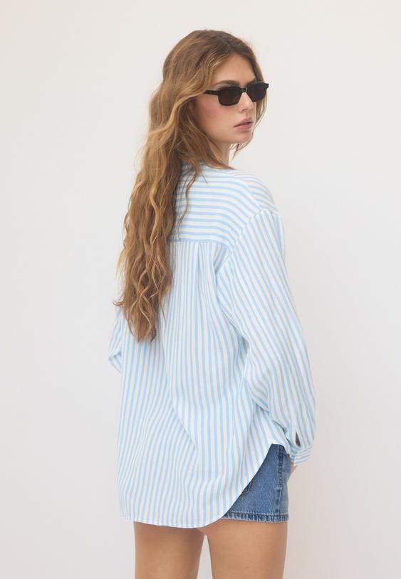 camisa fluida efecto lino