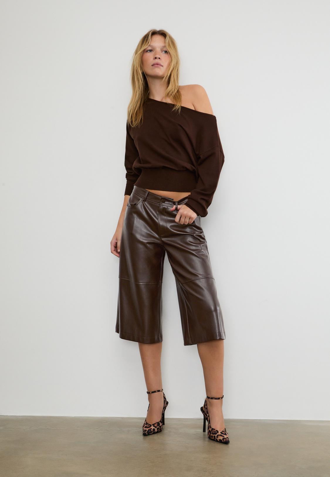 Leather effect Bermuda shorts