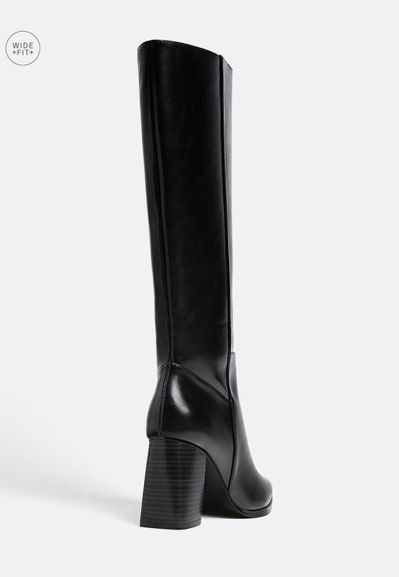 highheeled boots