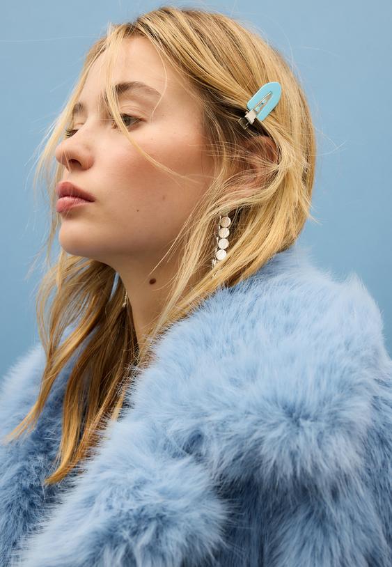 blouson en fausse fourrure avec revers