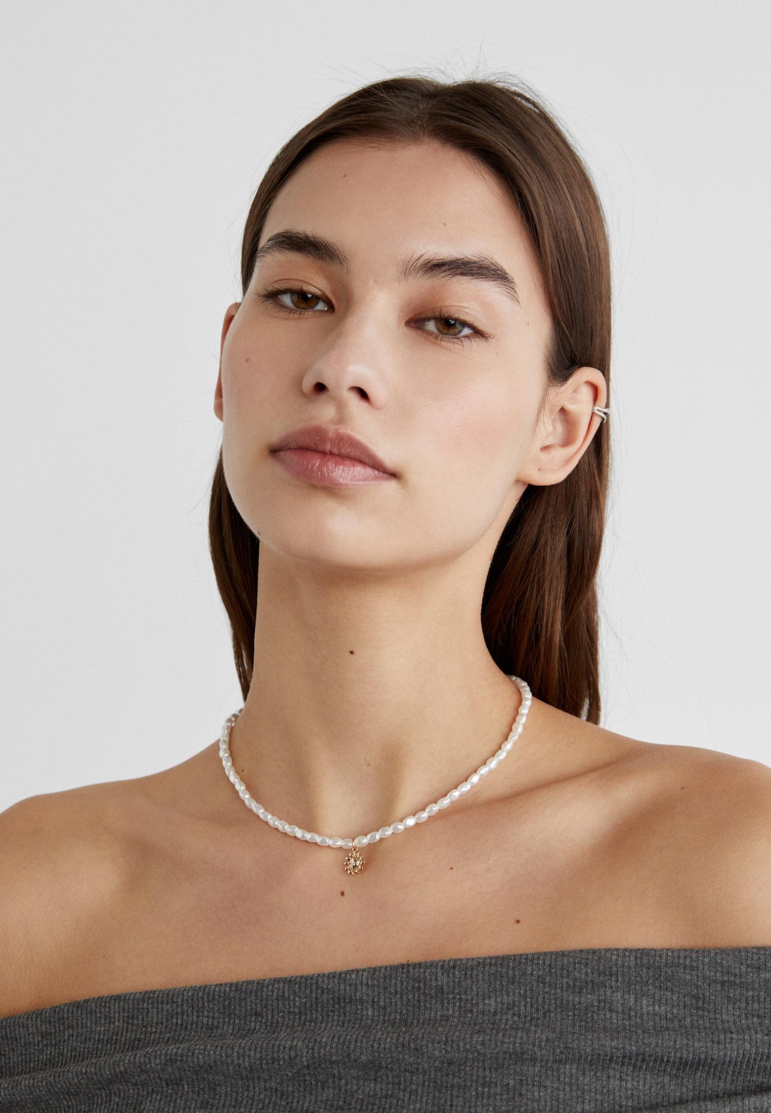 Set of 4 moon and sun necklaces — Gold