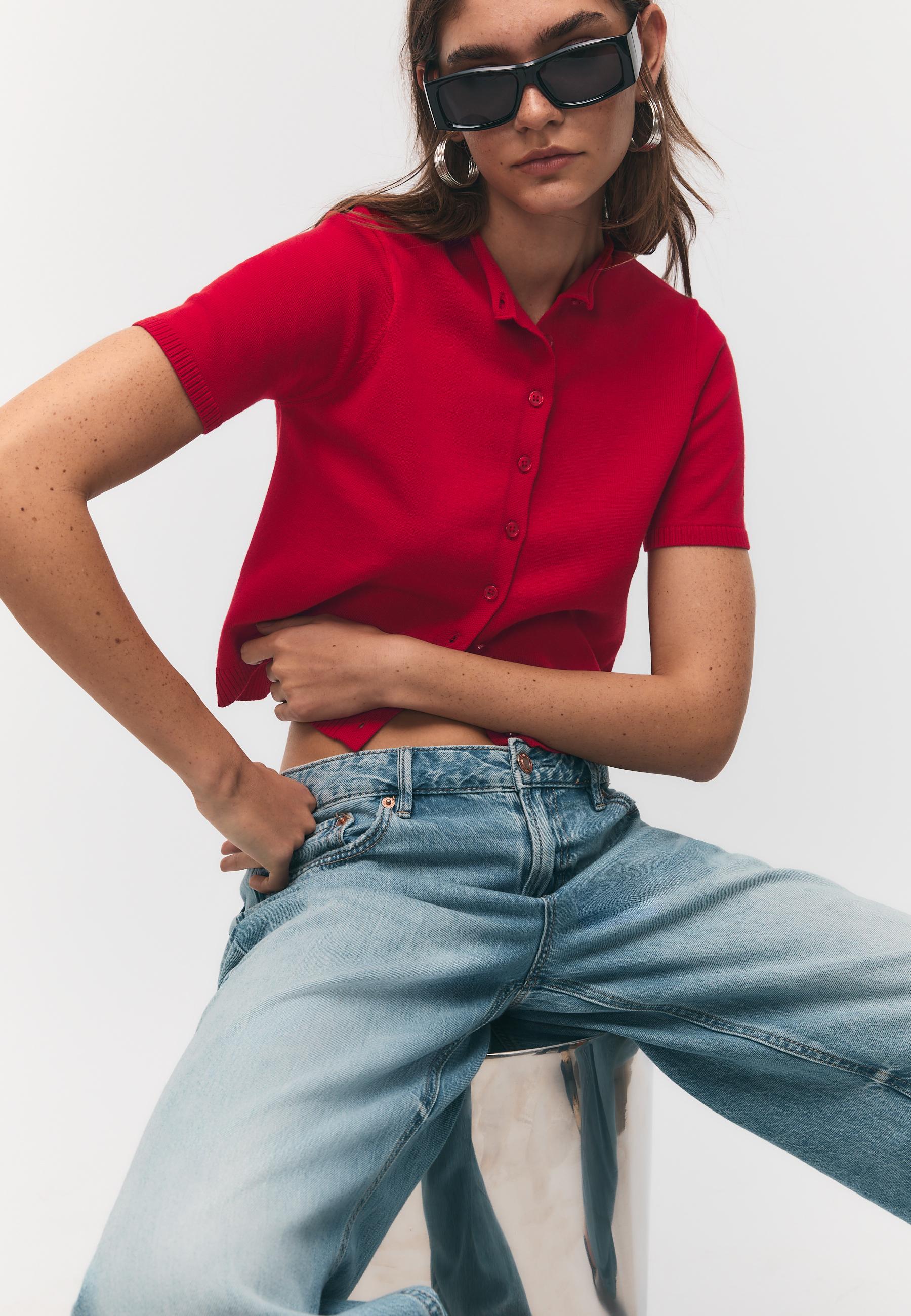 Stand collar buttoned knit cardigan — Red