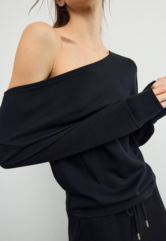 yumusak dokulu ack omuzlu sweatshirt