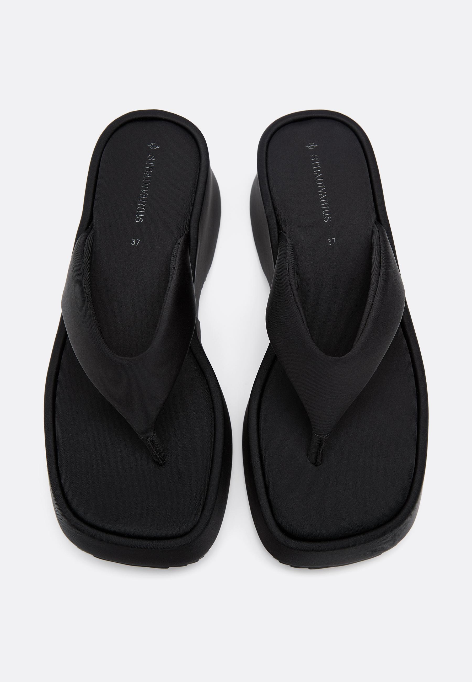Platform thong sandals — BLACK