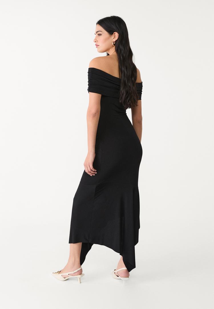 vestido midi hombros descubiertos