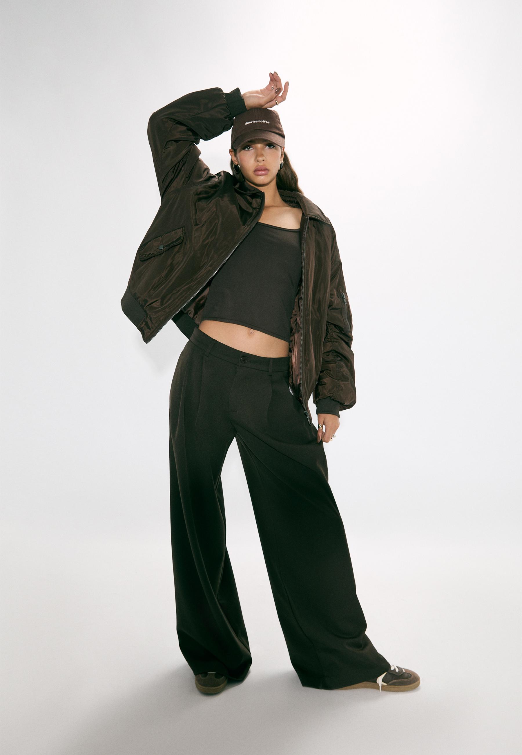 Wide-leg tailored trousers with darts — Brown