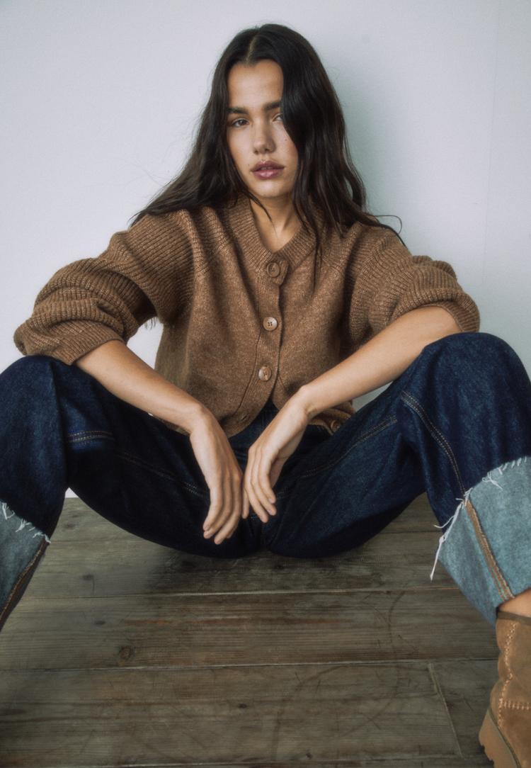 casaco de malha com botoes