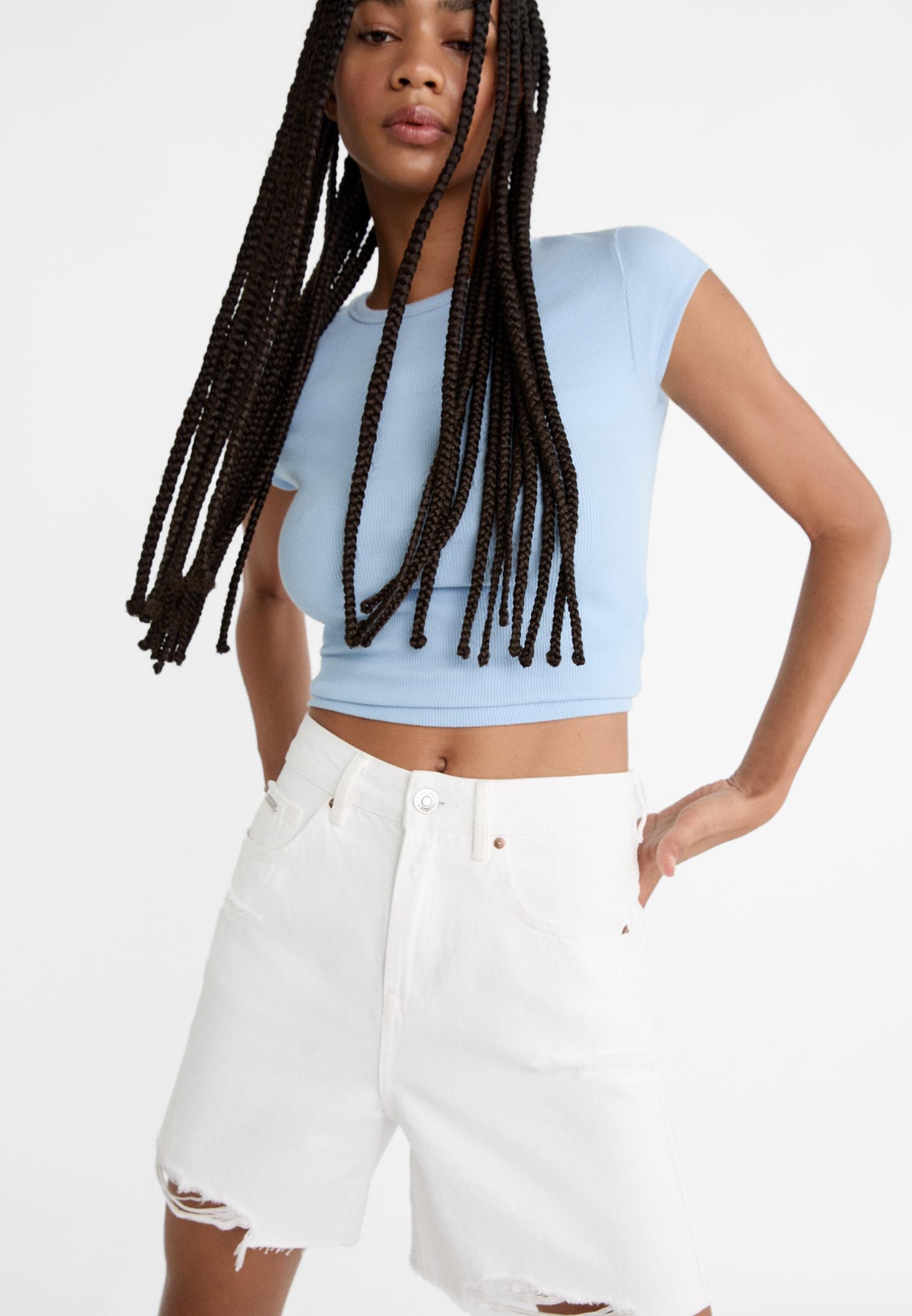 D93 Longline shorts — White