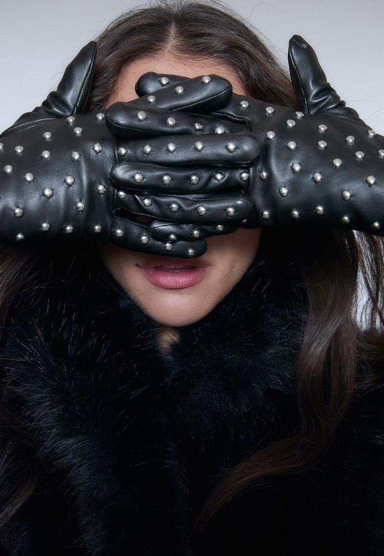 guantes efecto piel tachas