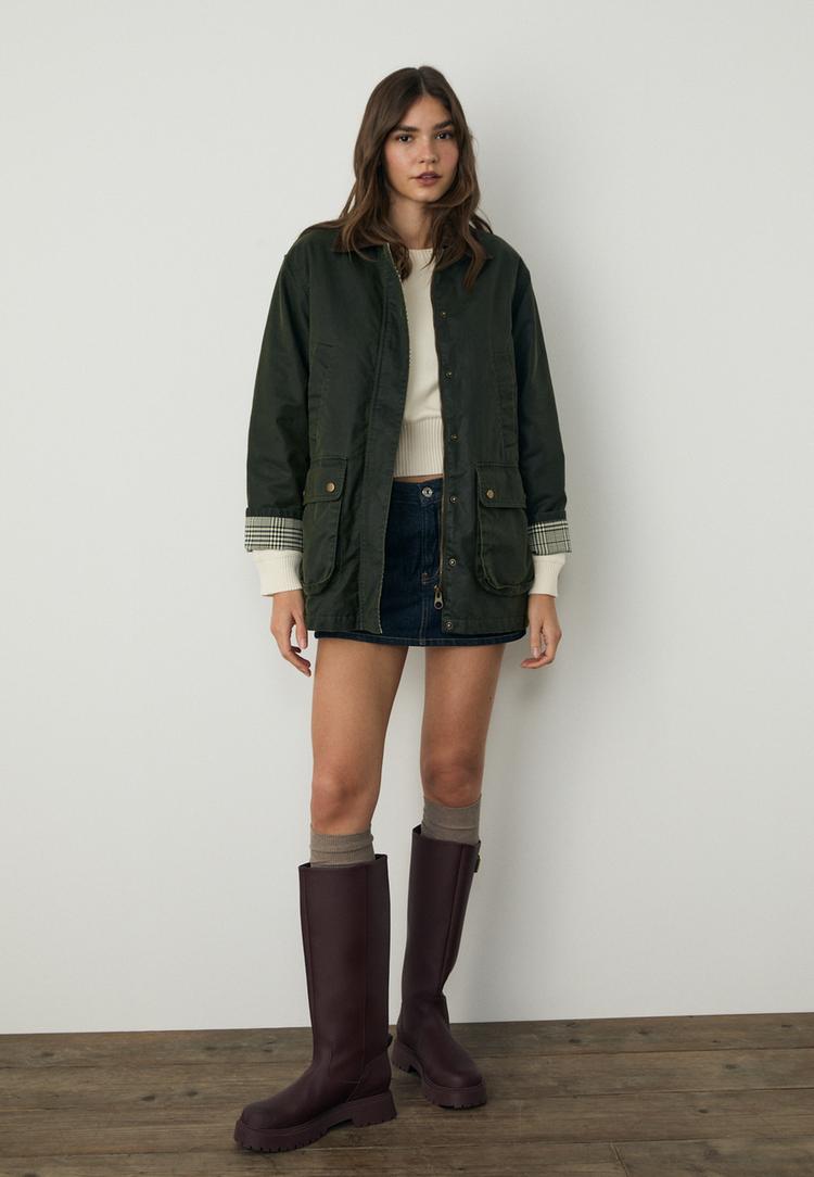 parka encerada multi bolsillos