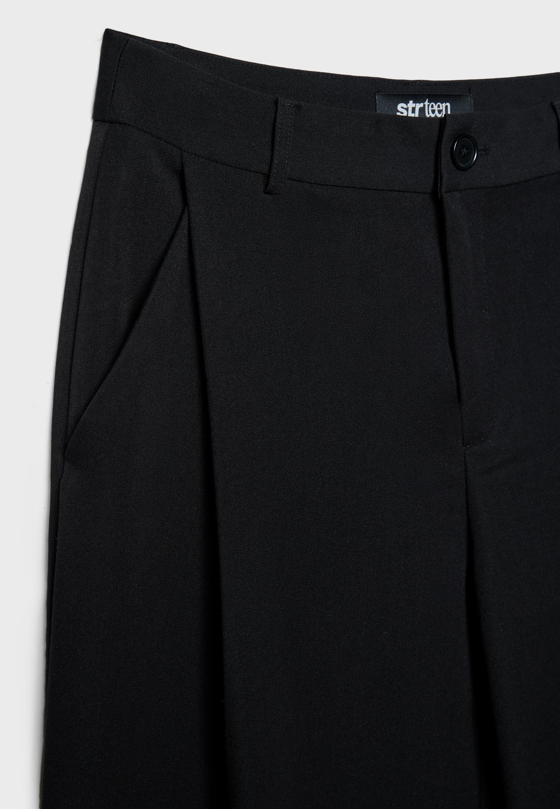 Barrel smart trousers with darts — Black