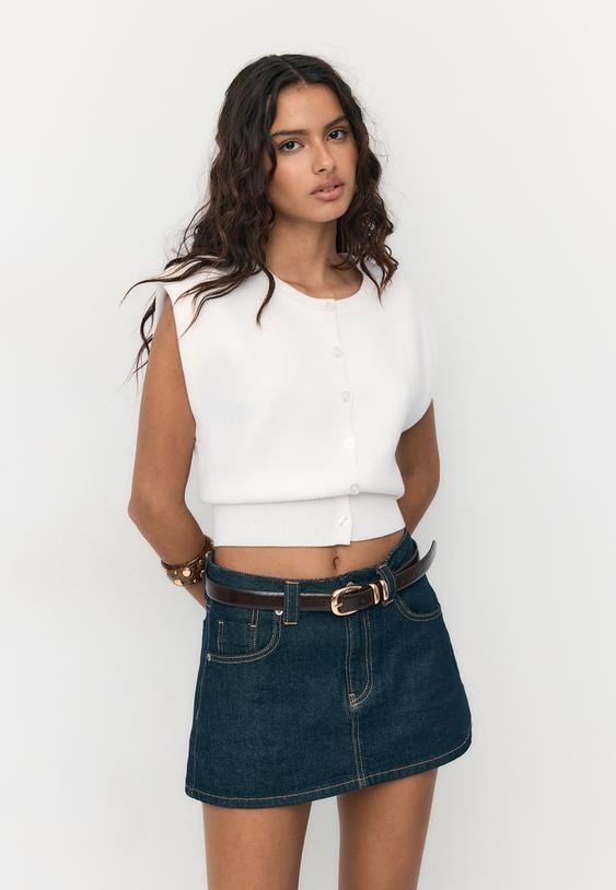 Stradivarius Knit Vest With Padded Shoulders Ecru M